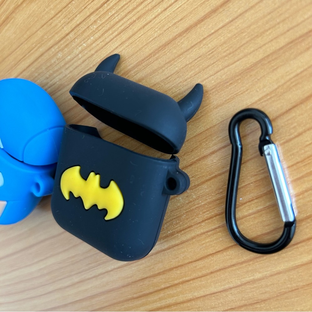 Superhero AirPod Protective Case Set - Picture 5 of 9
